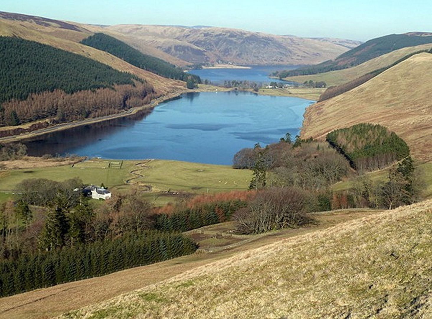 Loch of the Lowes looking north